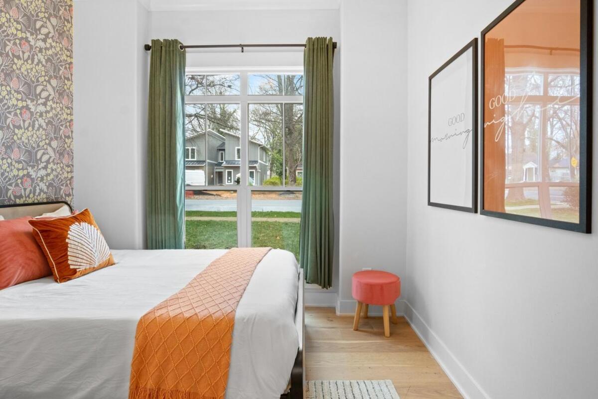 Near Boa Stadium, 5 Bedroom With Games, Backyard *