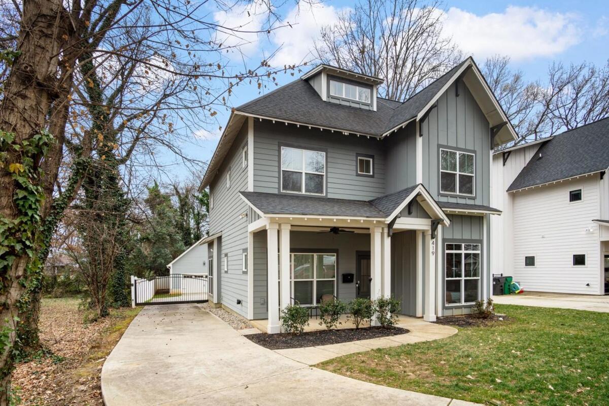 Near Boa Stadium, 5 Bedroom With Games, Backyard Holiday home *